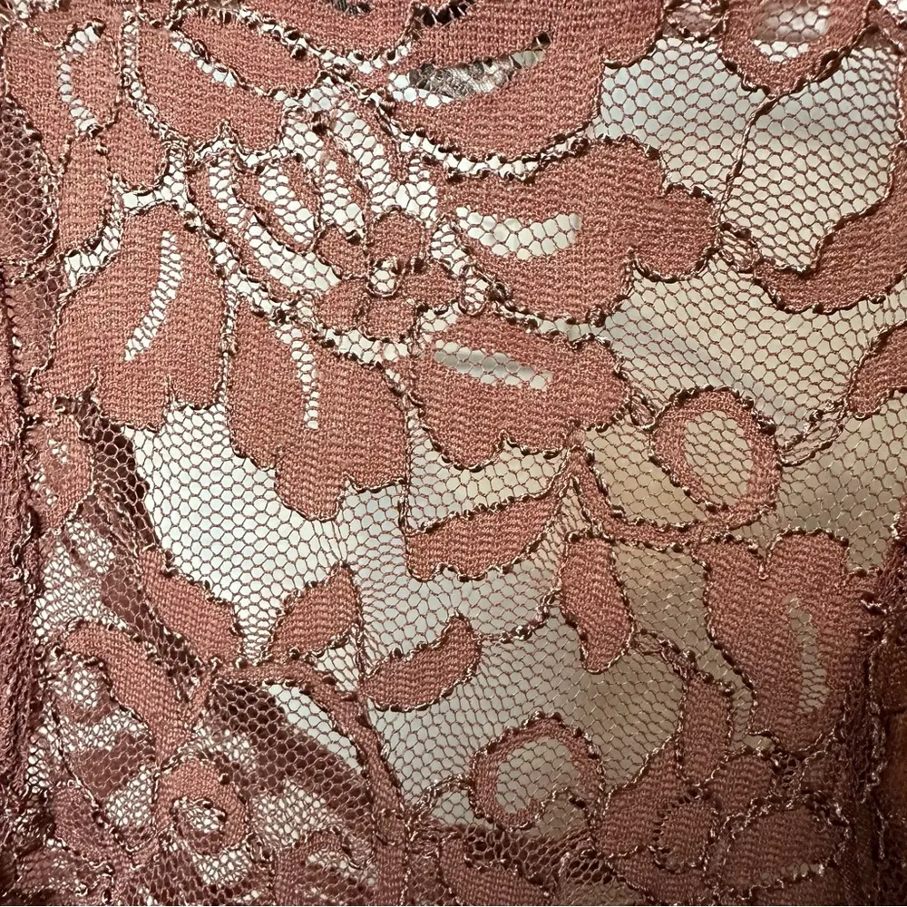 BKE Lace Tank Top in Mauve - Image 4