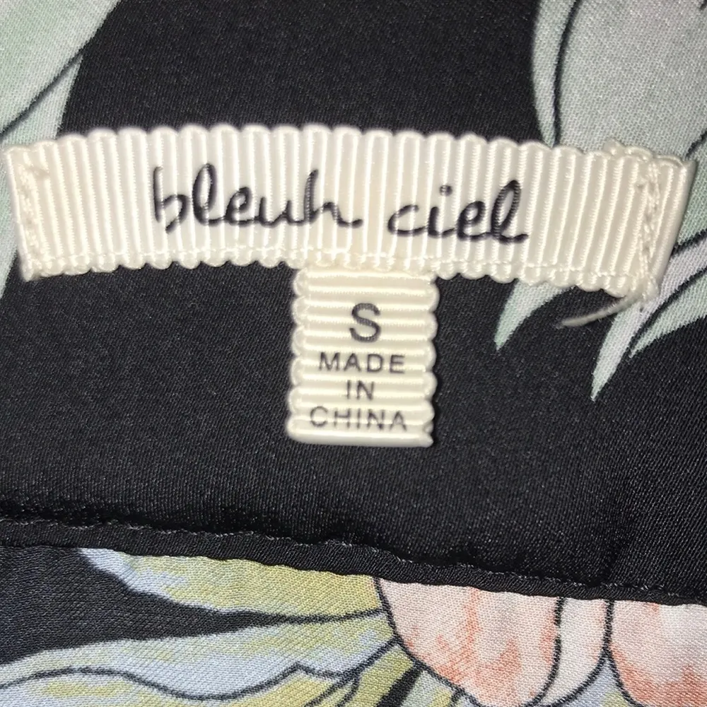 Bleuh Ciel Boutique Women’s Silky Floral Print Kimono  Sleeve Waist Tie Robe - Image 8