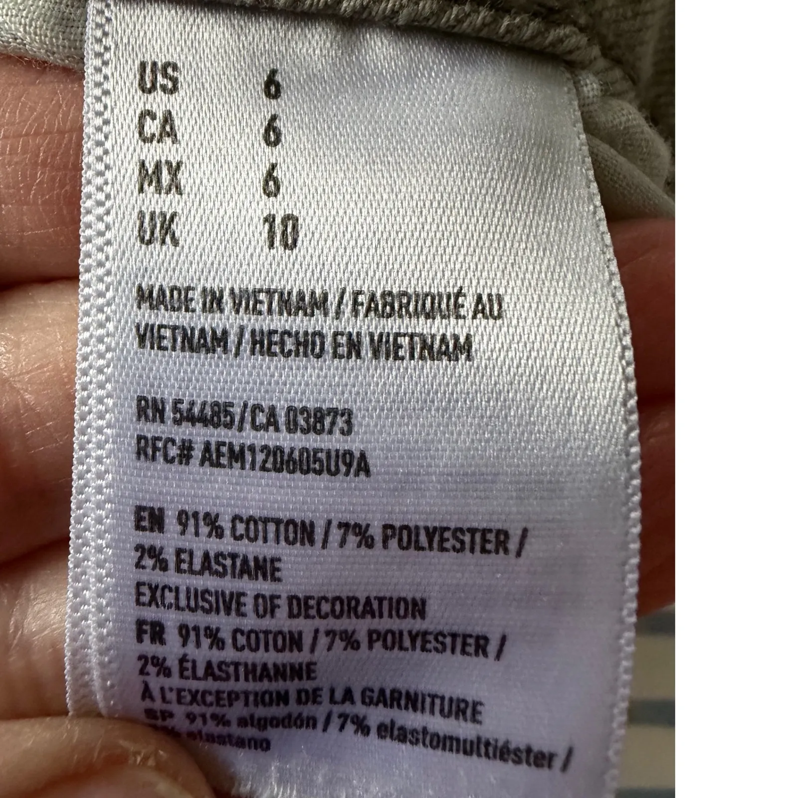 American Eagle Outfitters Super Stretch High Waisted Olive Green Denim Shorts  6 - Image 4