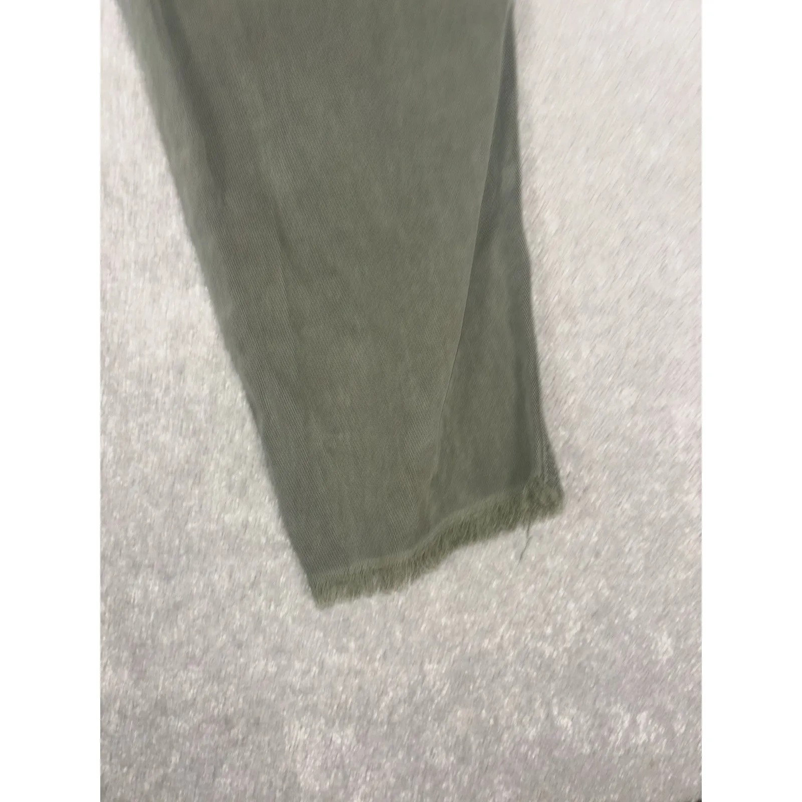 aerie olive green trousers raw hem relaxed fit pants - Image 5