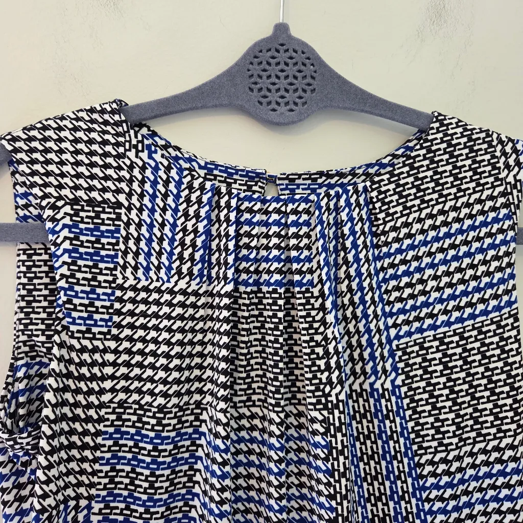 Calvin Klein Blue, Black, and White Sleeveless Blouse NWT - Image 2