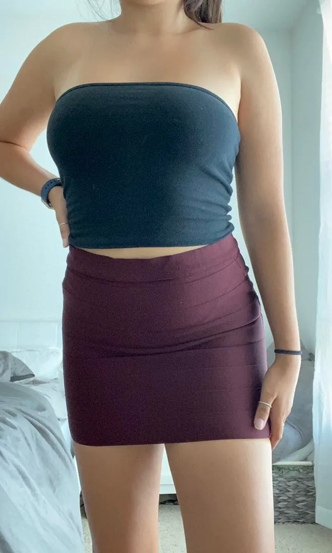 burgundy bodycon skirt - Image 2