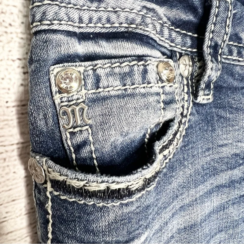 Miss Me Embellished Embroidered Low Rise Bootcut Jeans Size 28 - Image 8