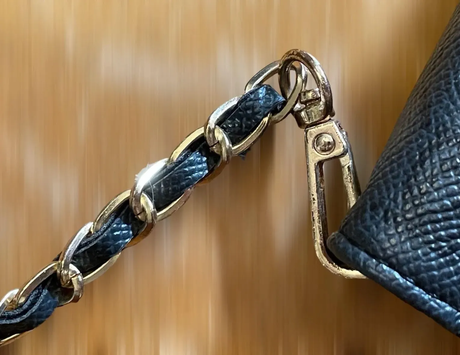 Los Angeles Women’s Capri Monogram Flap Crossbody Bag • Black & Gray • EUC - Image 9