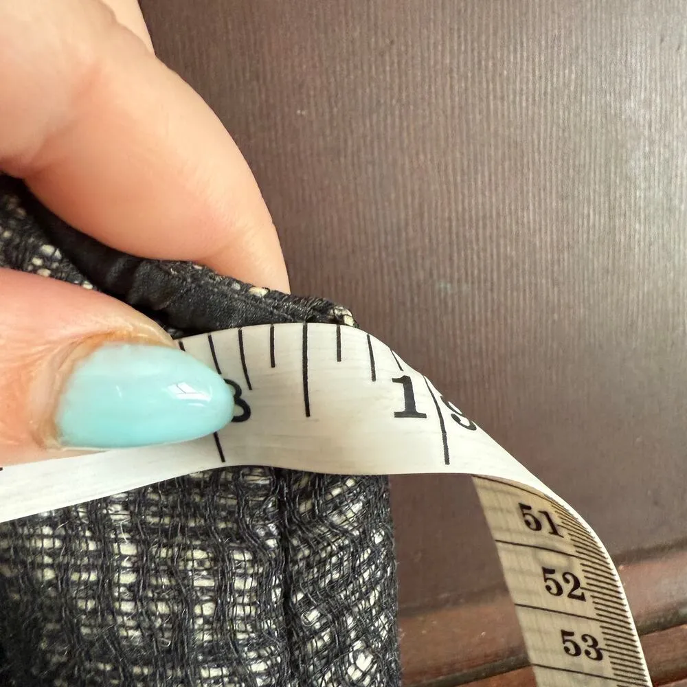 NICOLE FARHI | Gray Wool Blend Tweed V Neck Sheath Knee length Skirt | Size 10 - Image 7