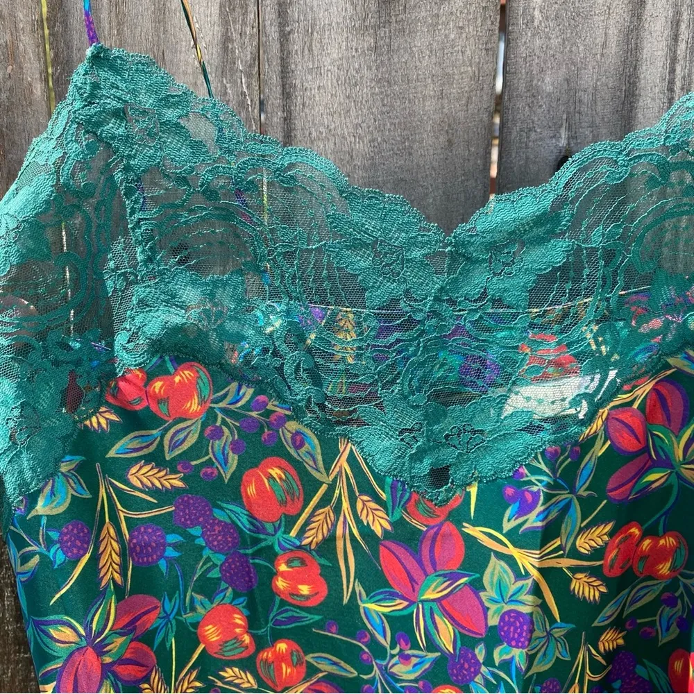 Vintage 90’s Lingerie Cacique Cherries & Berries Slip Dress Nightie - Image 8