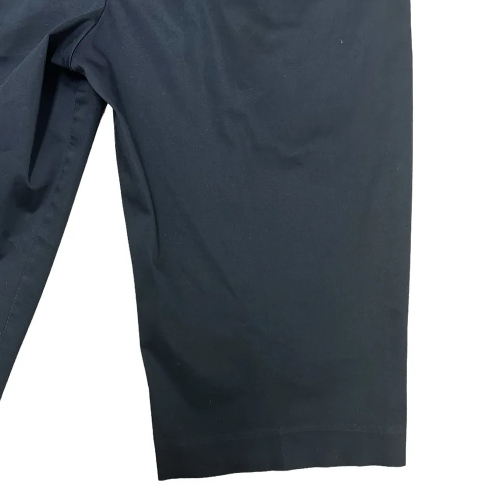 GAP Cropped Bermuda Straight Shorts Size 6 Dark Blue - Image 9