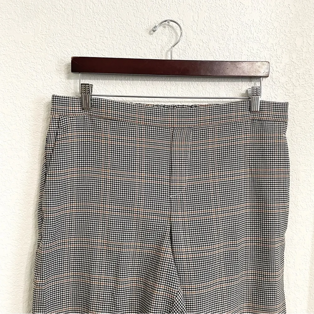 Old Navy Womens Pants Black White Brown Houndstooth Pull On Size 14 - Image 3