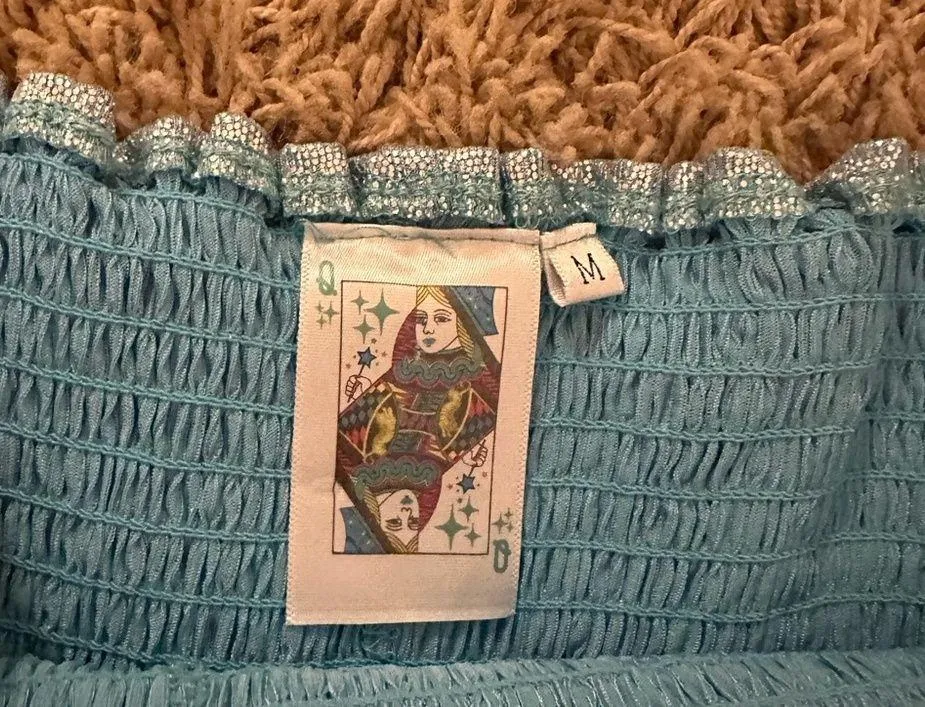 queen of sparkle shorts Size M - Image 2