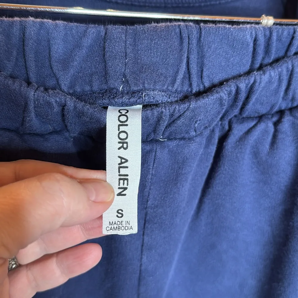 COLOR ALIEN FRENCH TERRY DIP DYE RAGLAN SLEEVE TOP & LOUNGE PANTS SET SIZE SMALL Blue - Image 10