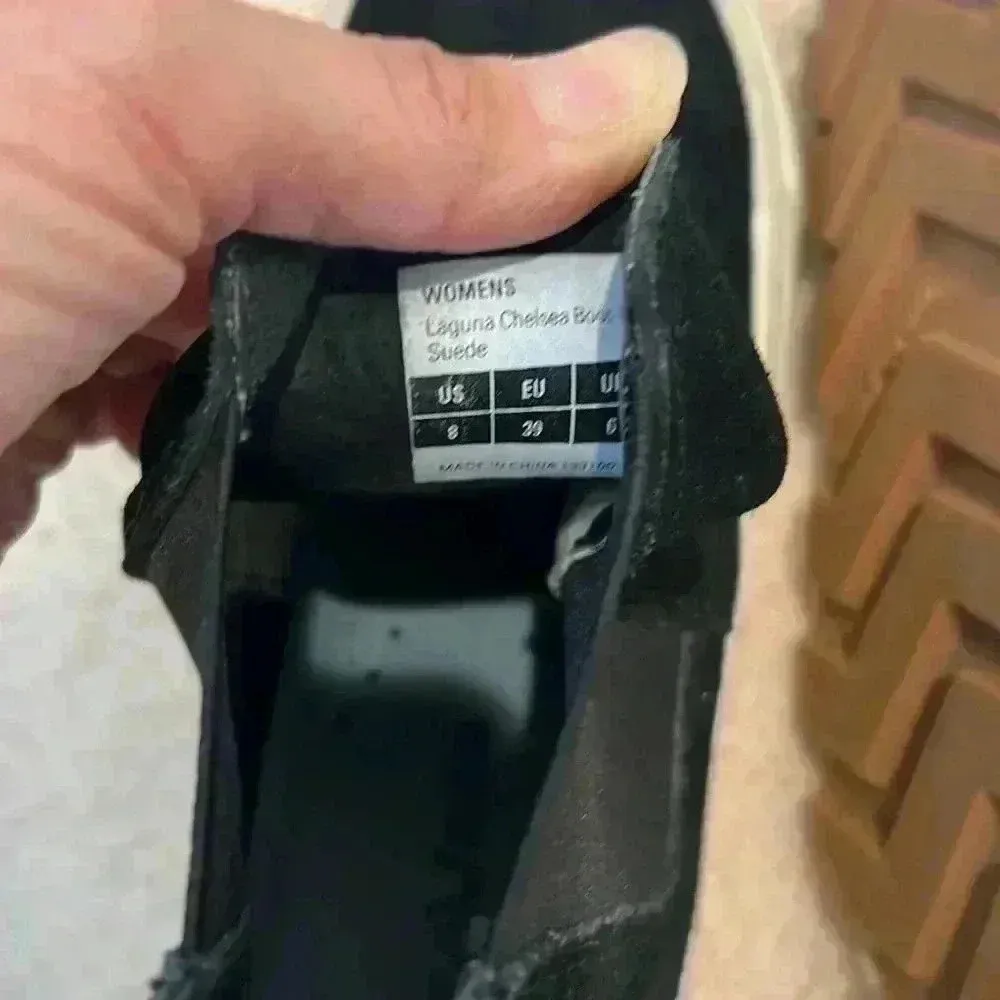 SeaVees black Laguna Chelsea boot suede size 8. - Image 9