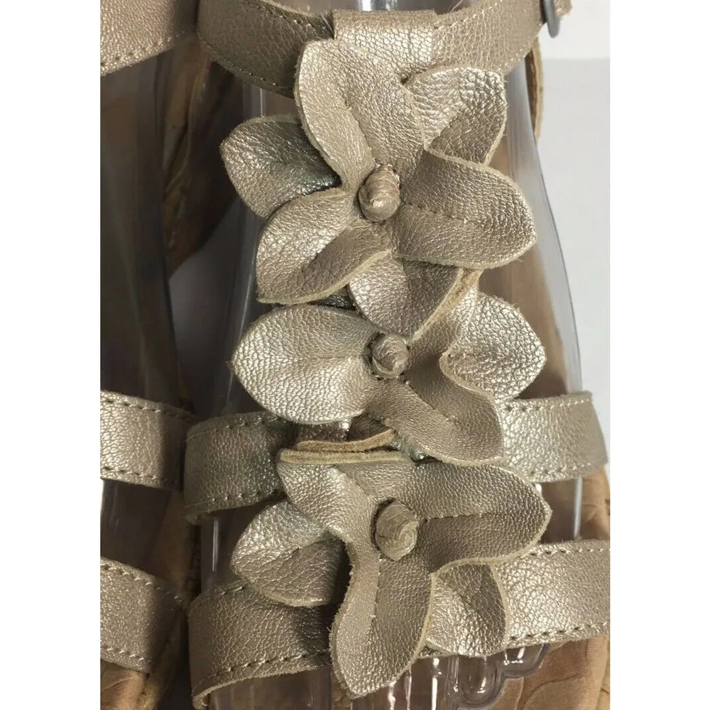 Womens Browns Landing Sicily Champagne Gold Leather Flower Cork Wedge Sandals 7M Size 7 - Image 4