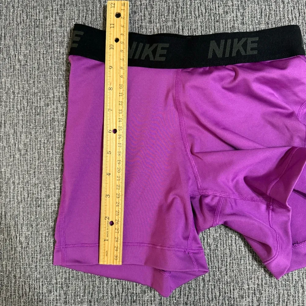 Nike Dri-Fit Bike Shorts - Image 12