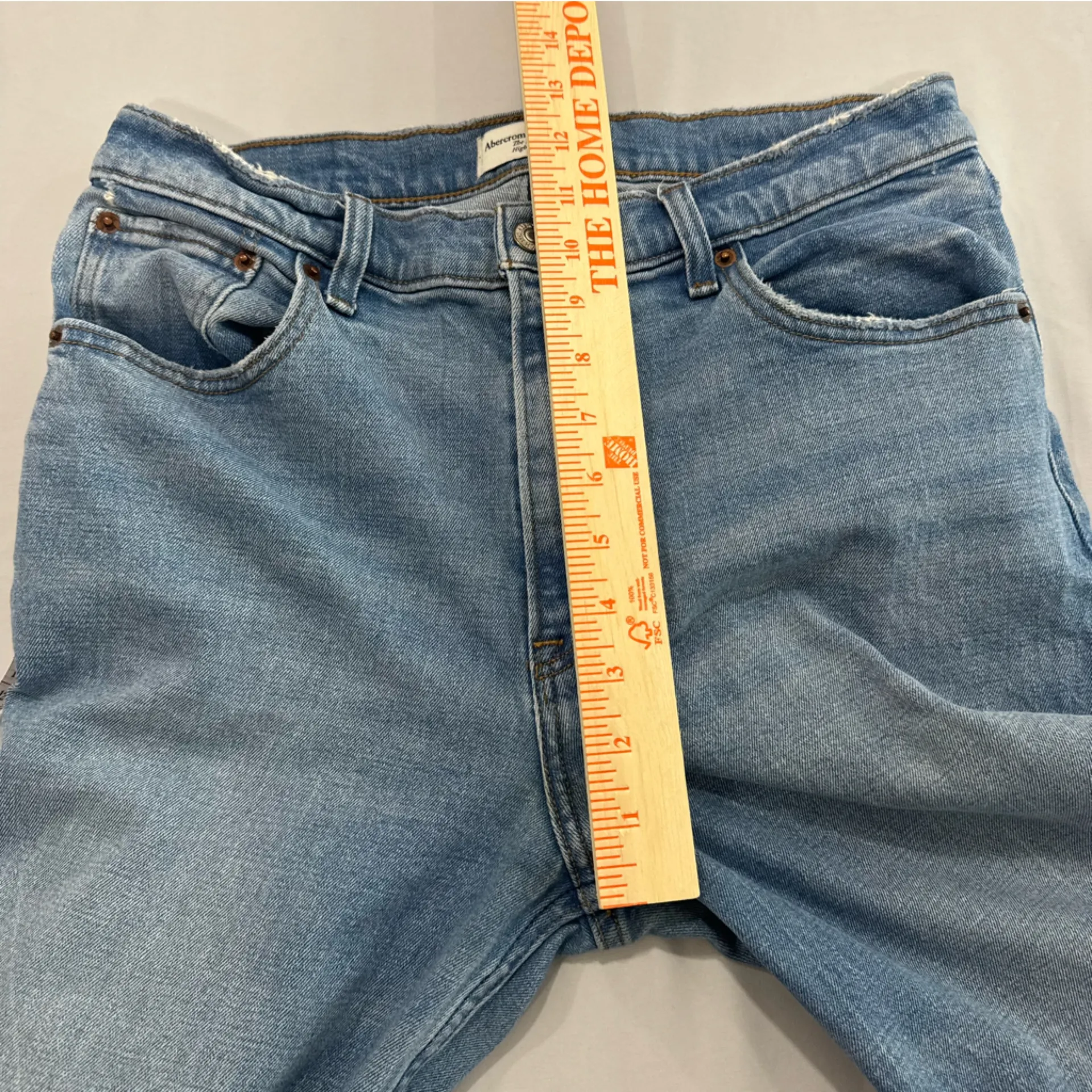 Abercrombie and Fitch High Rise Mom Jean 8 29 - Image 5