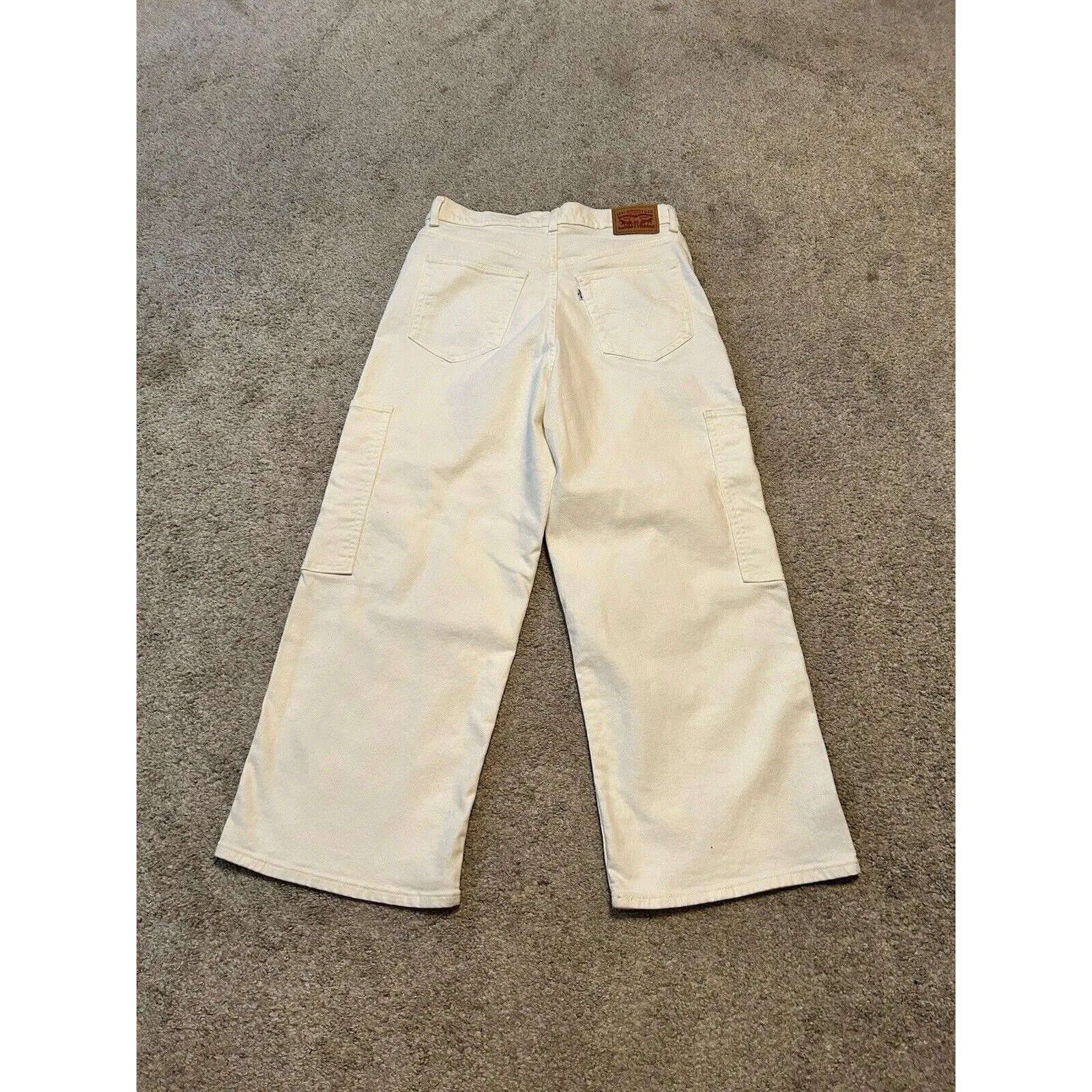 Levis Womens Size 30 White/cream High Waisted Wide‎ Leg Crop Utility Cargo Jeans - Image 7