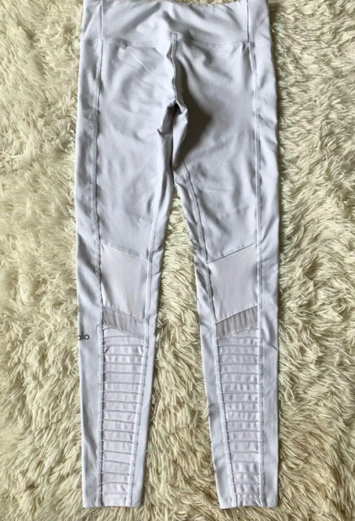 Alo Yoga Moto Leggings White - Image 4