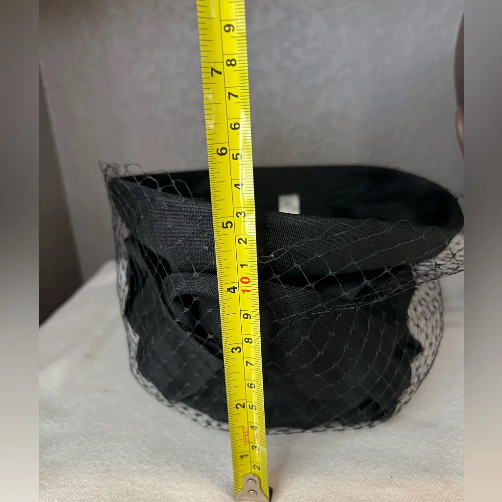 Vintage women ’s 1960’s black nettle hat union made USA - Image 3