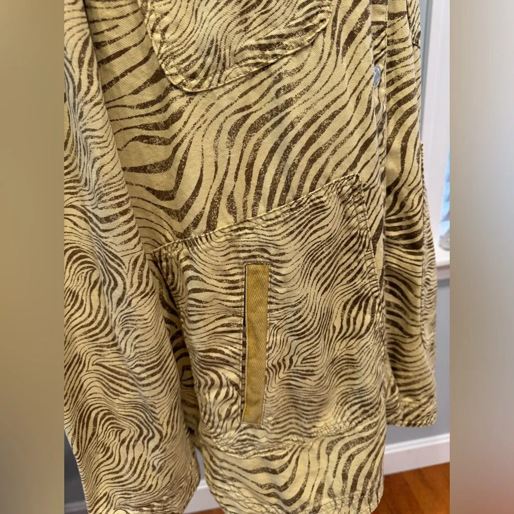 Pilcro Oversized Shacket Button Up Zebra Animal Print Size L - Image 8