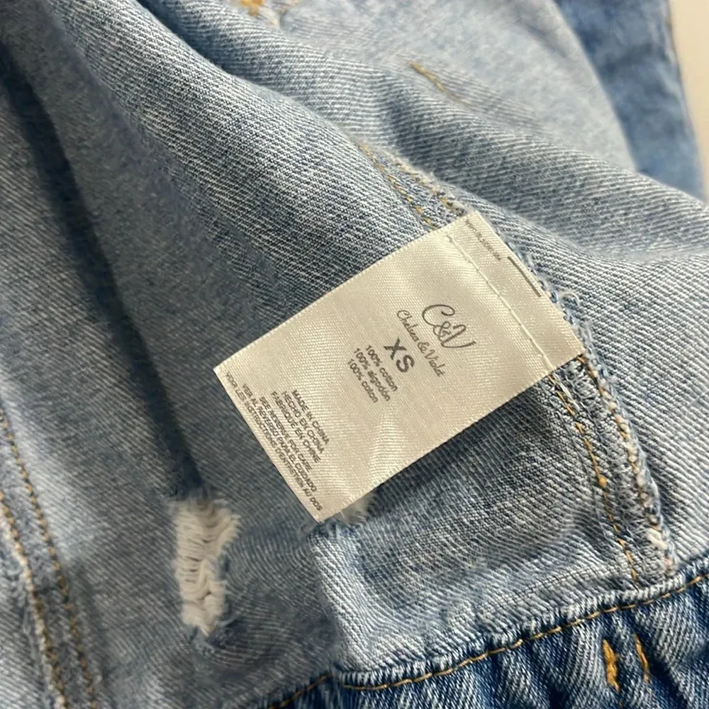 Chelsea & Violet Embroidered Distressed Denim Jacket oversized XS - Image 7