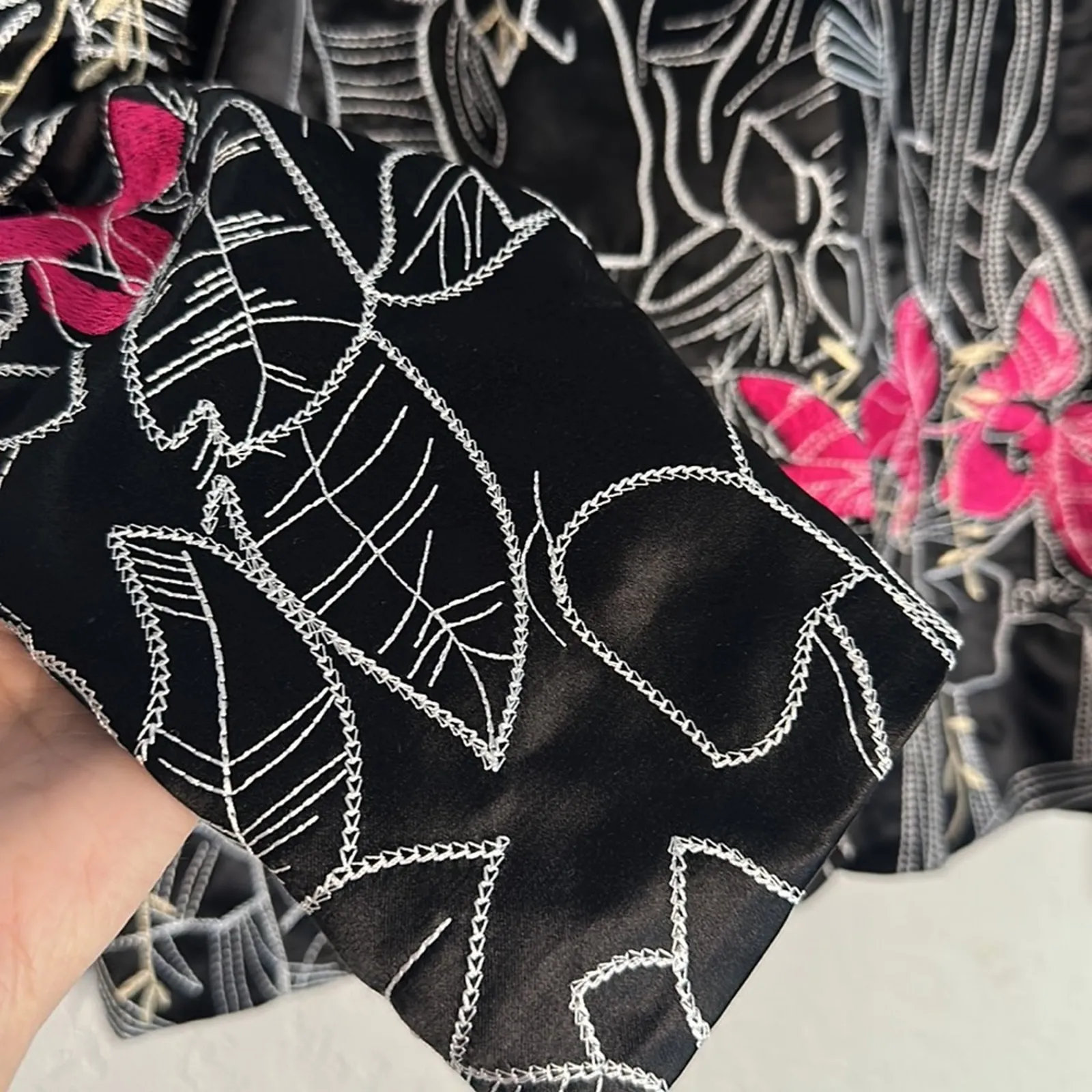 Chico’s Black Pink Satin Embroidered Jacket Blazer Silk Colorful Artsy 80s Party - Image 2