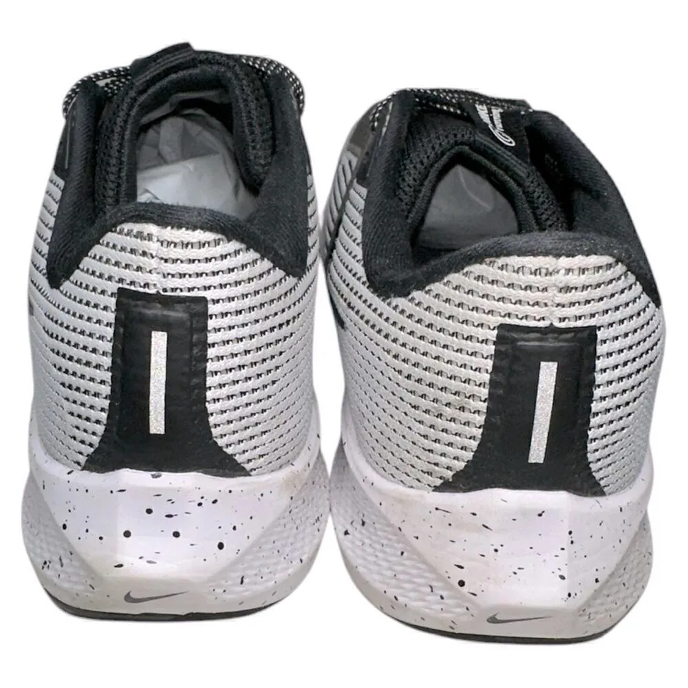 Nike Women’s Size 11 White Black Air Zoom Pegasus 40 Running Sneakers DV3854-004 - Image 6