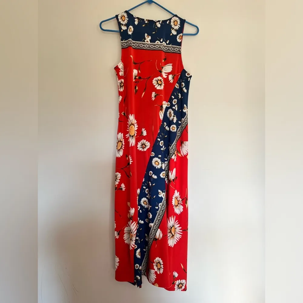 Women’s Melissa Paige Petite Red White Blue Floral Maxi Dress Size Medium Petite - Image 2