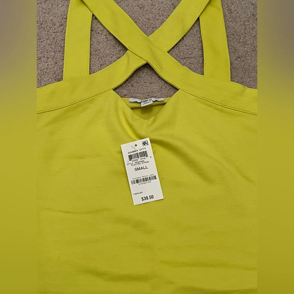 🆕 NWT Bar III Top, Cross-Front Sleeveless Top, Size Small - Image 4