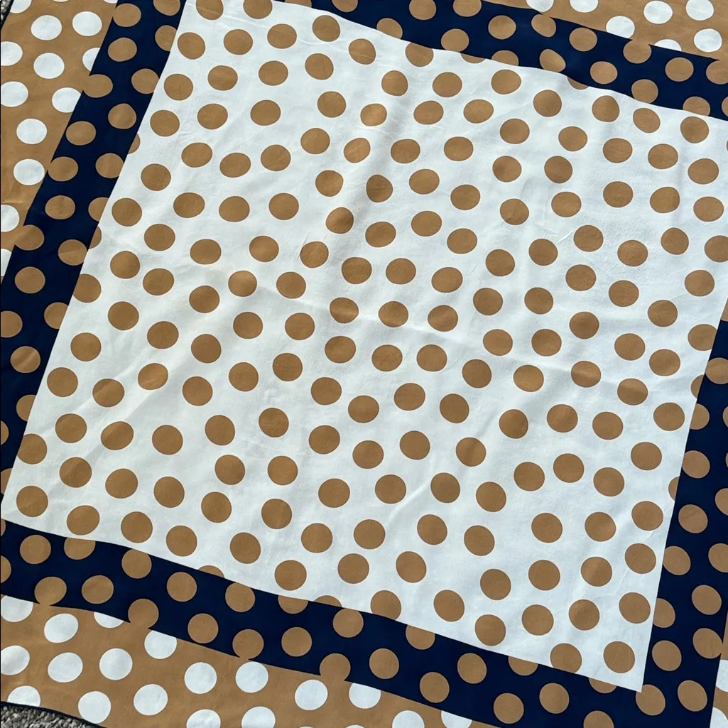 Bill Blass Scarf - Image 3