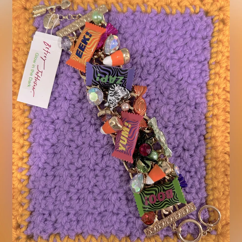 NWT Betsey Johnson Halloween Candy Toggle Bracelet - Image 5