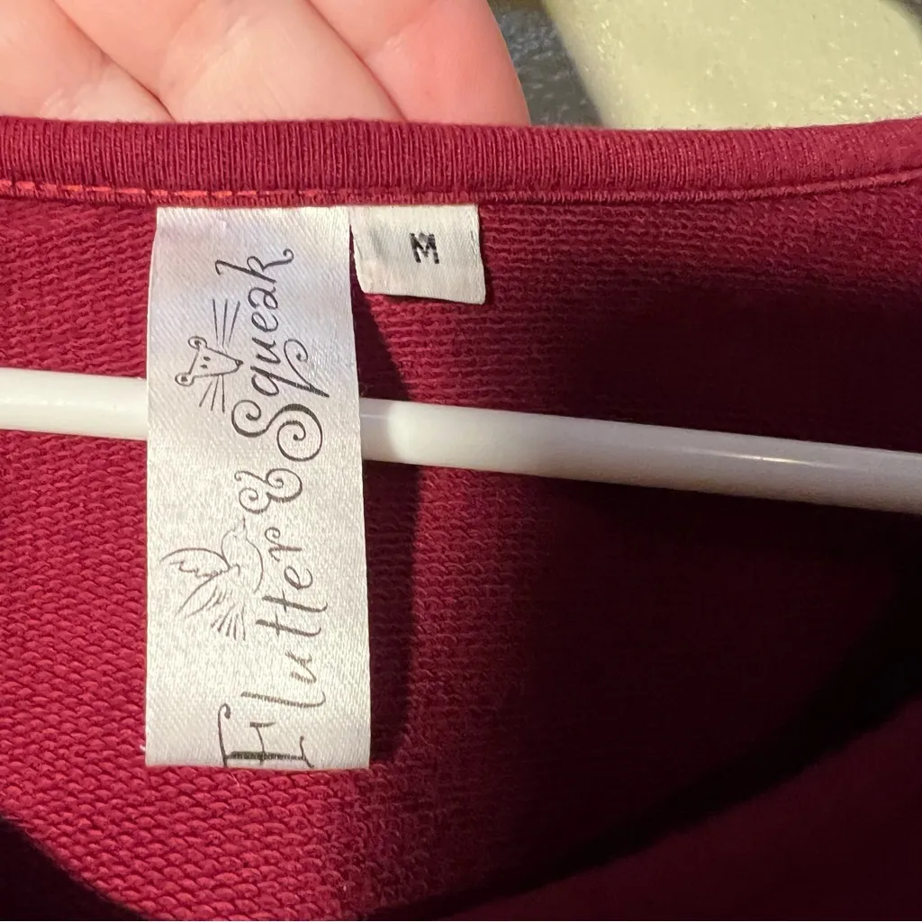 Flutter Squeak Thick Knit Sweatshirt Top Cherry Red Pockets M Size M - Image 9