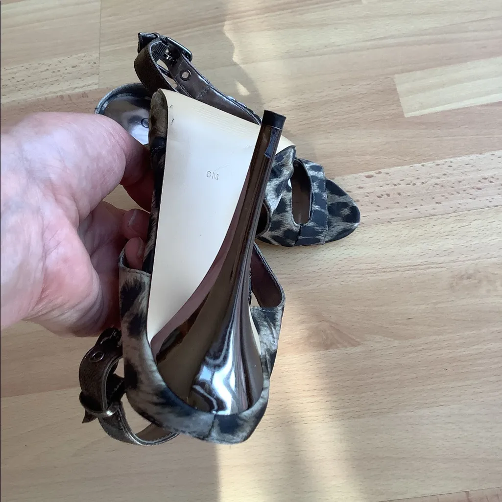 Sexy GUESS sandals 🥀 - Image 6