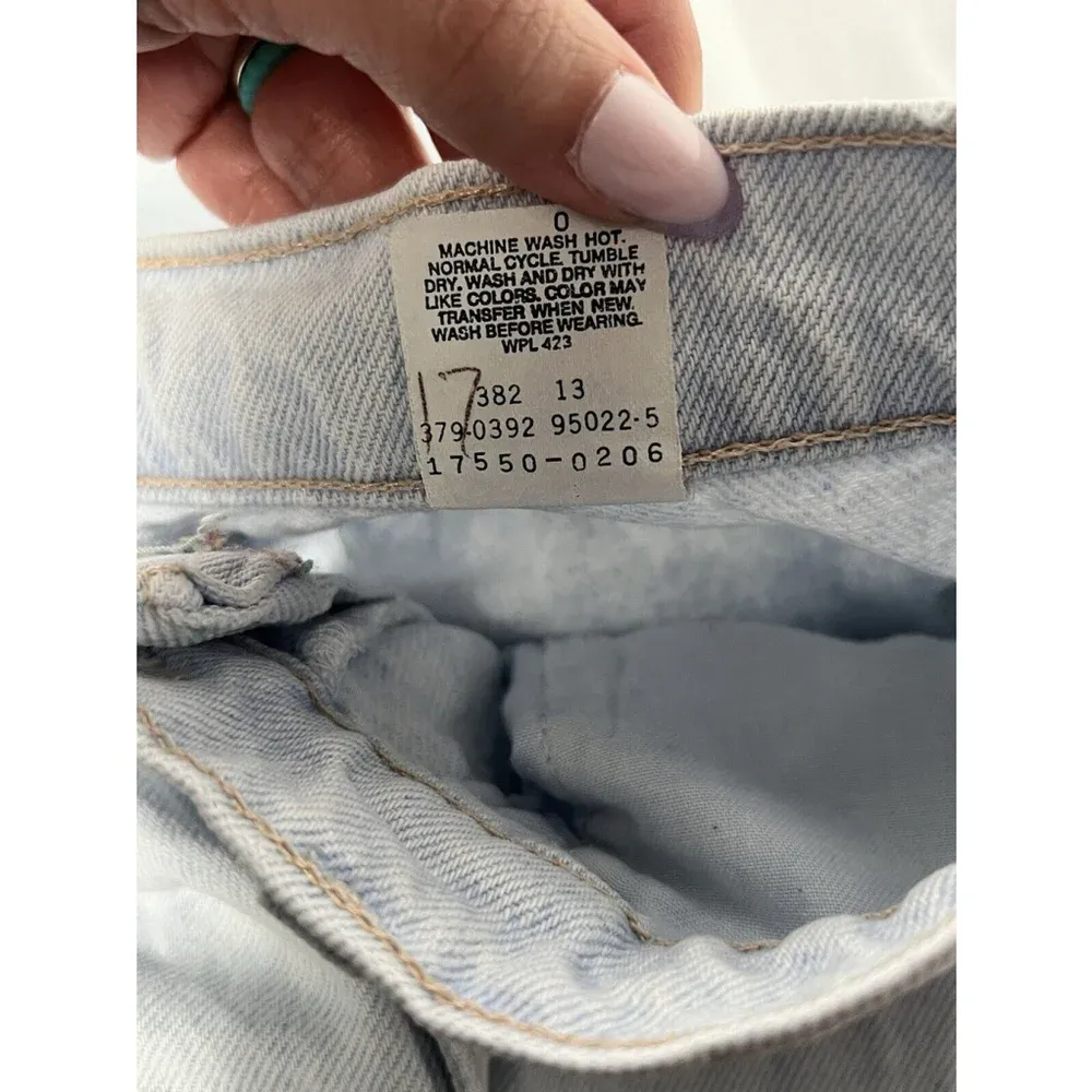 VTG Levi's USA 17550-0206 Light Blue‎ Relaxed Denim Mom Jeans Size 7 Preowned - Image 6