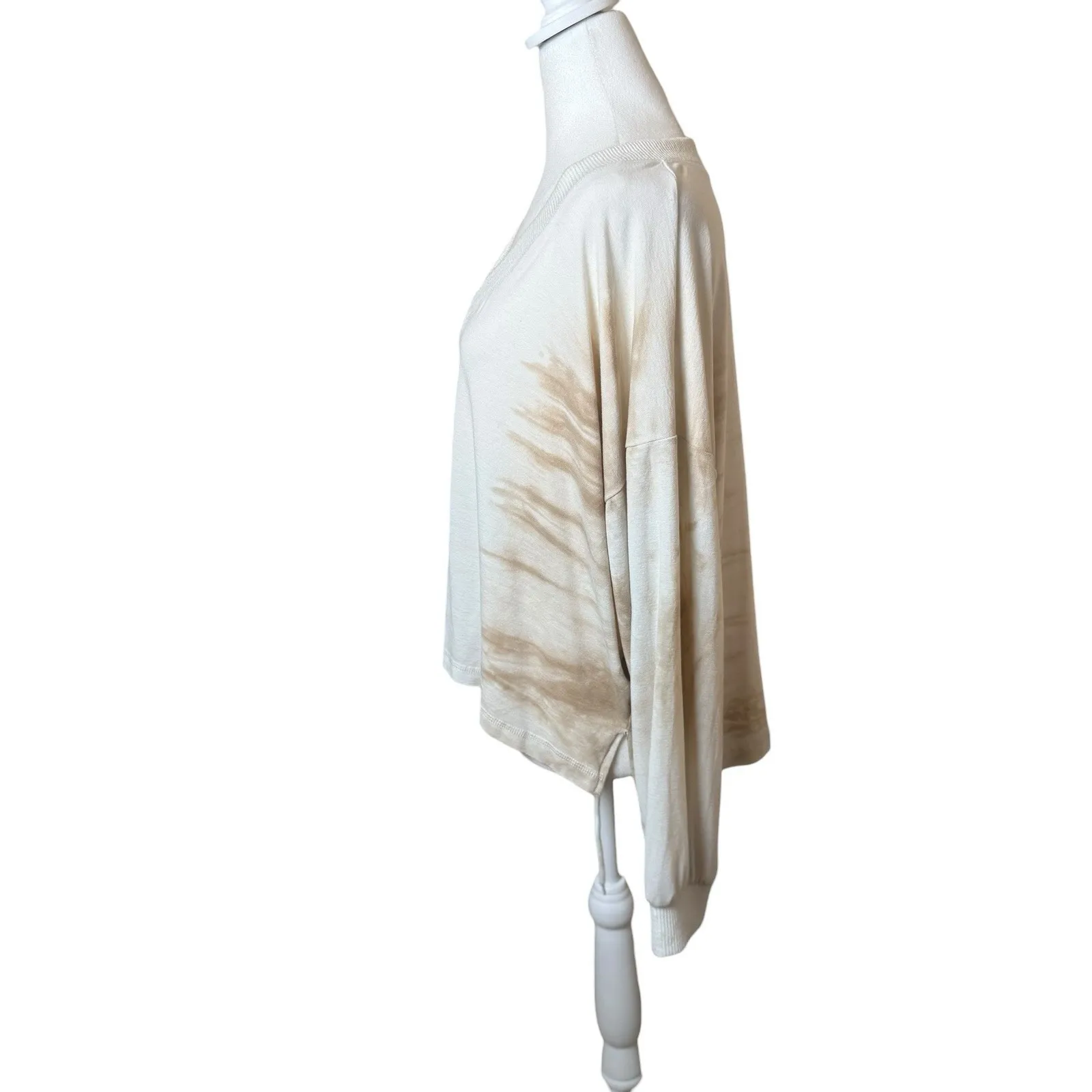 POL Womens Long Sleeve Tie Dye White Brown Long Sleeve Top Medium V-Neck Slouchy - Image 2