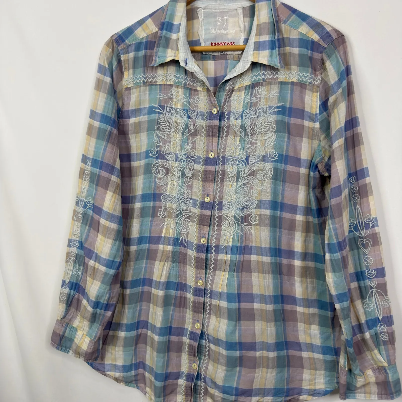 JOHNNY WAS 3J Workshop Embroidered Plaid Button Down Shirt Women's Size M - Image 10