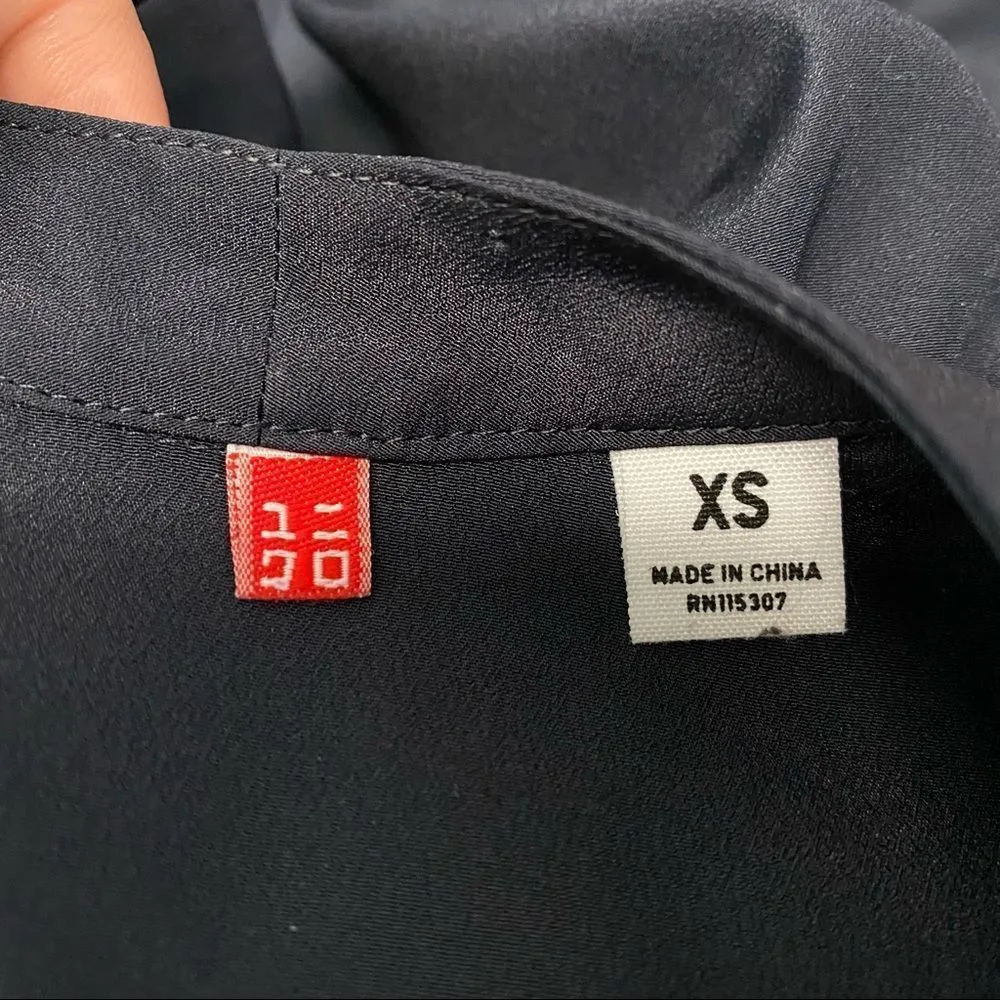 XS UNIQLO Black Tunic Top Blouse - Image 5