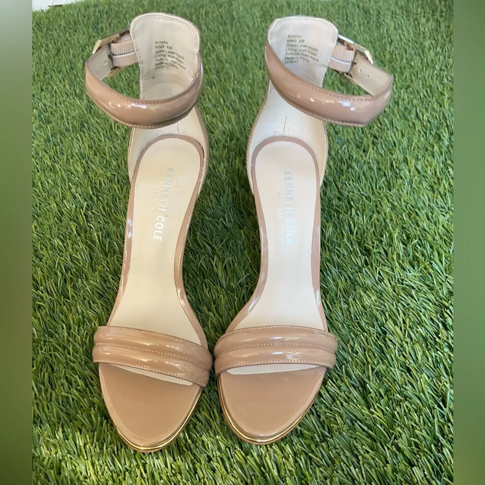 Kenneth Cole Brooke Ankle Strap Buff Patent sandal - Image 4