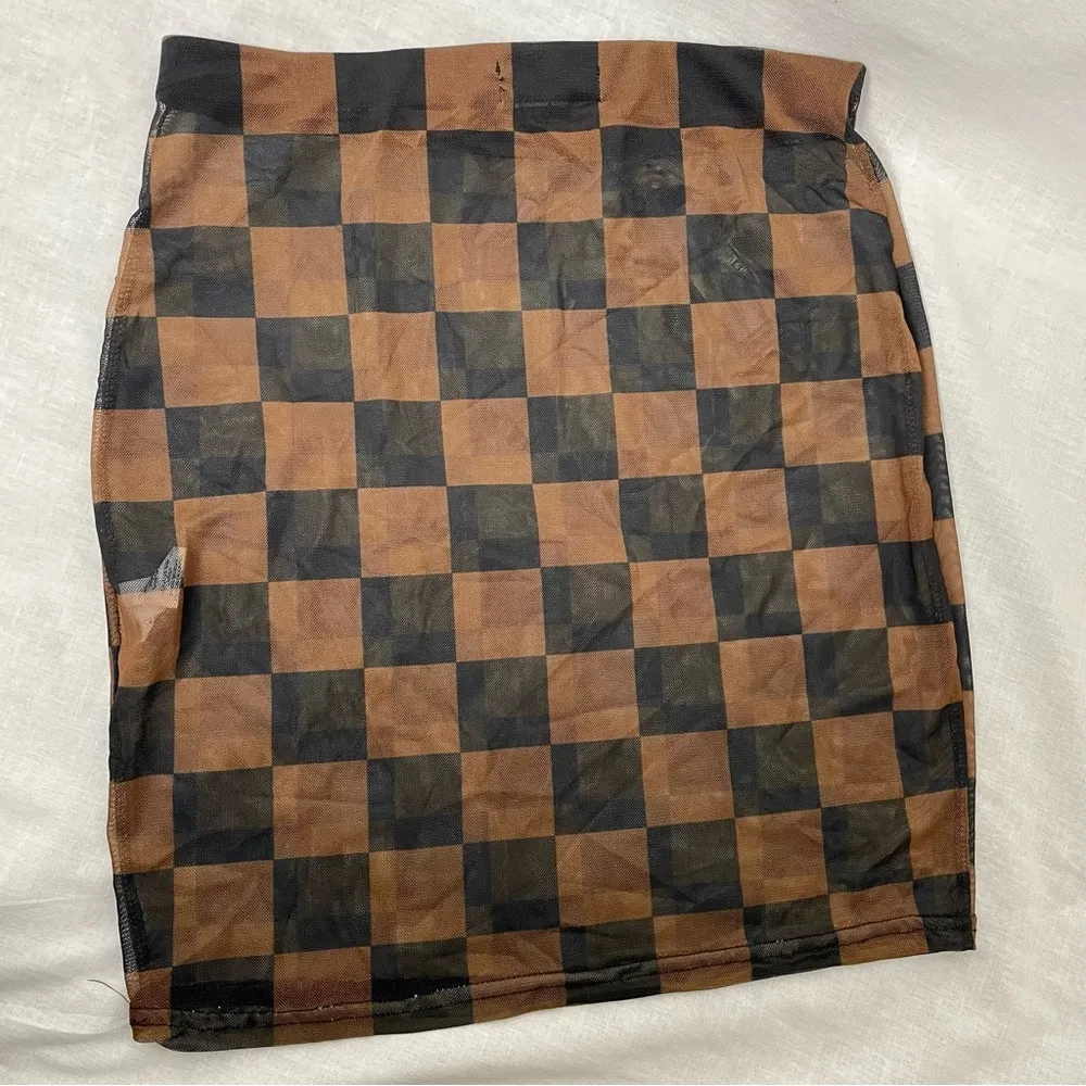 NWT Pretty Little Thing Brown Checkered Mesh Mini Beach Skirt - Image 3