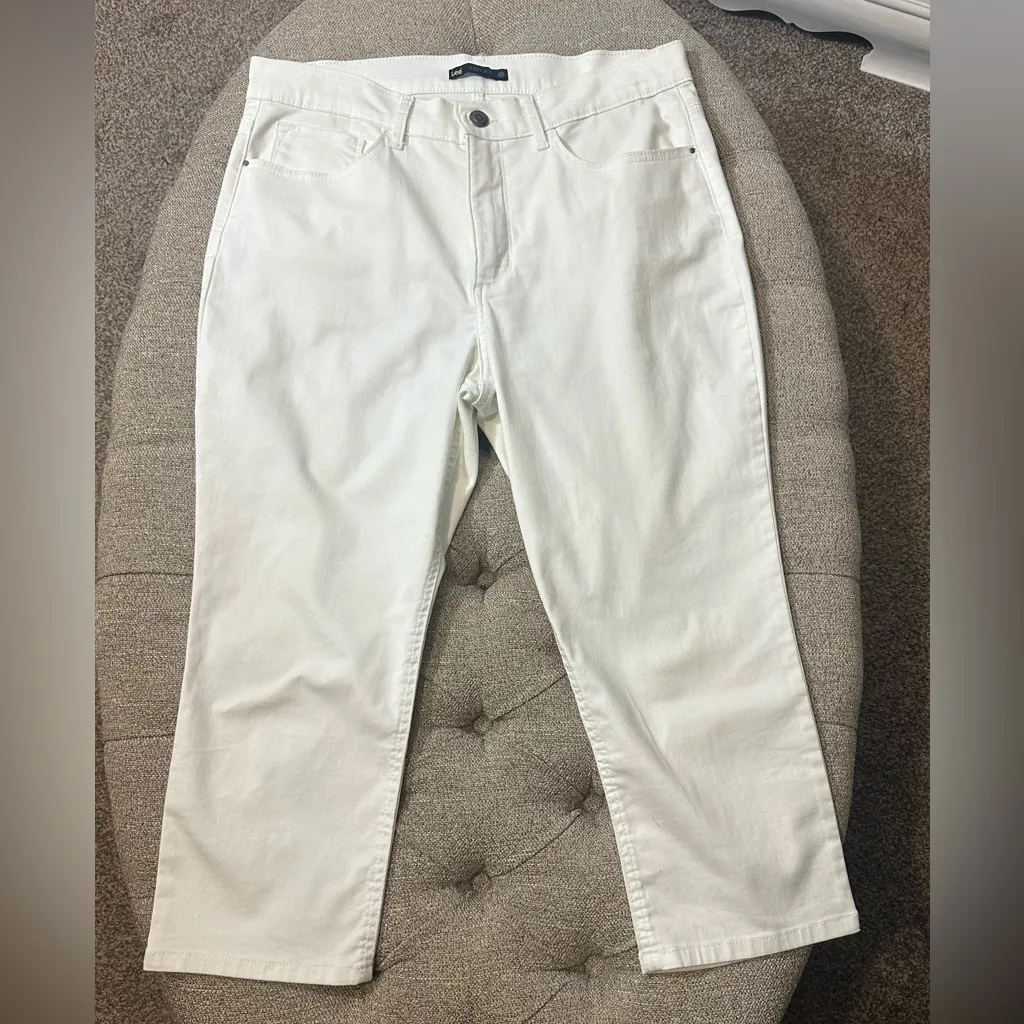 Lee‎ Easy Fit Cropped Jeans - Image 2