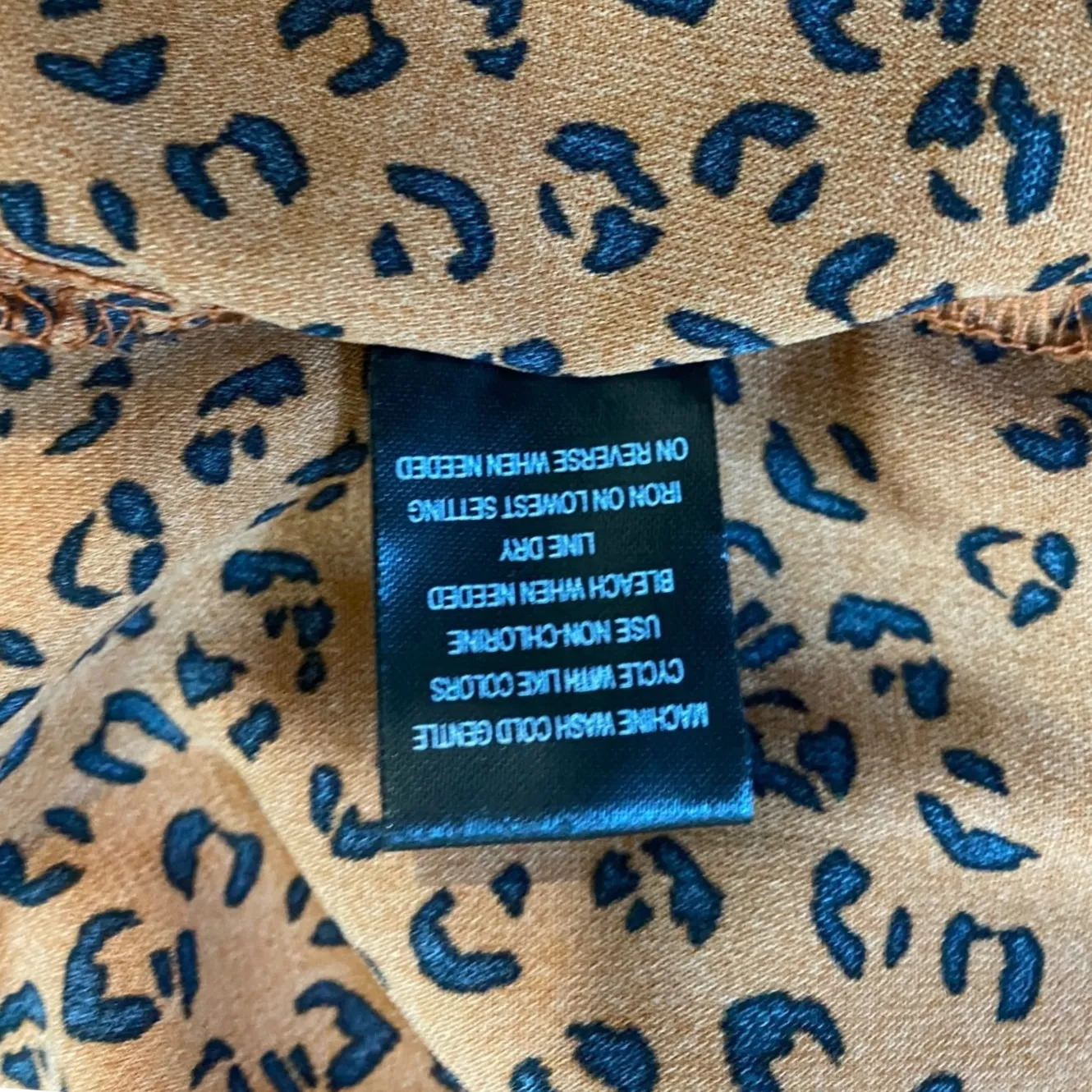 Trixxi‎ Cheetah Print Button Front Mini Dress - L EUC - Image 3