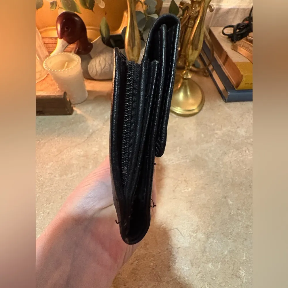 Perry Ellis Black Leather Wallet Sleek Minimalist Design - Image 14