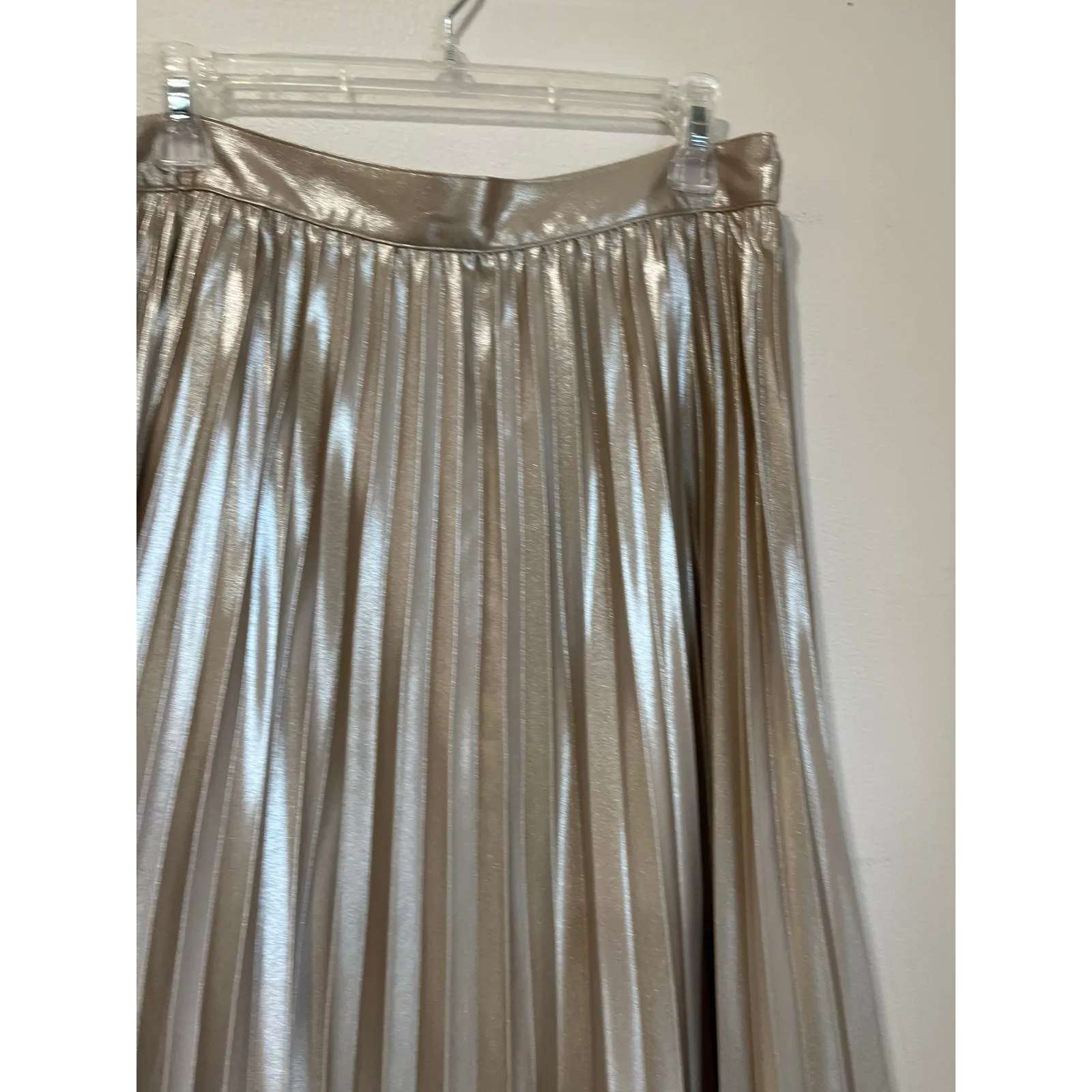 LOFT Champagne Metallic Pleated Midi Skirt Elegant Party Holiday NWT Size 8 - Image 7
