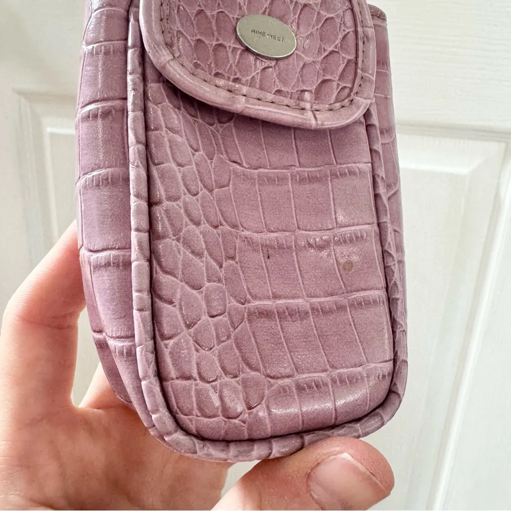Vintage Nine West Y2K Pink Croc-Embossed Phone Pouch W/ ID Keychain - Image 4