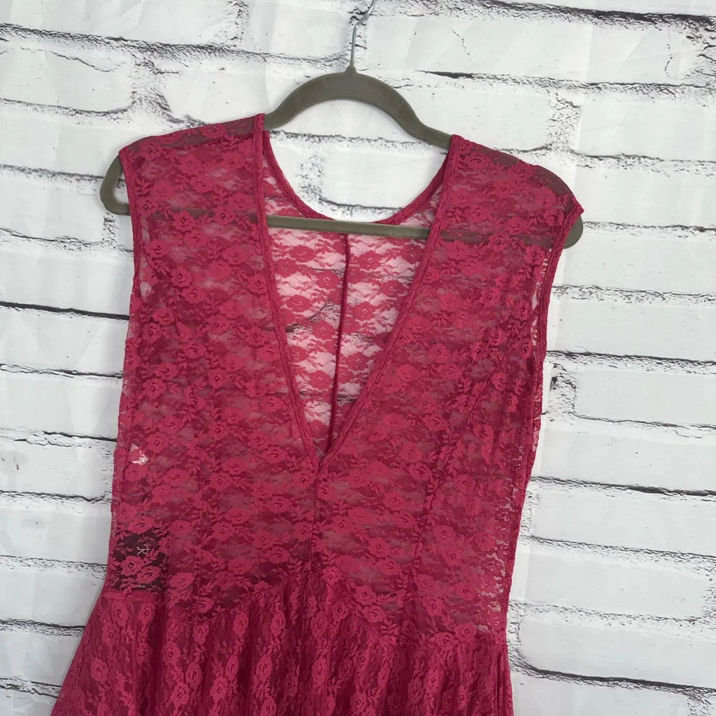 R.Vivimos Pink Lace Asymmetrical Midi Dress Women’s XL Deep V Sleeveless NWT Red - Image 4
