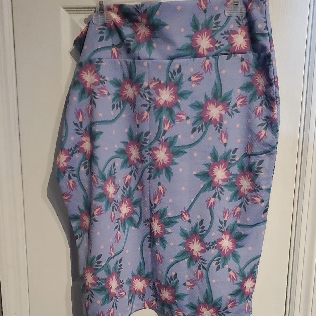 LuLaRoe Cassie Floral Skirt in Purple and Green - Image 6
