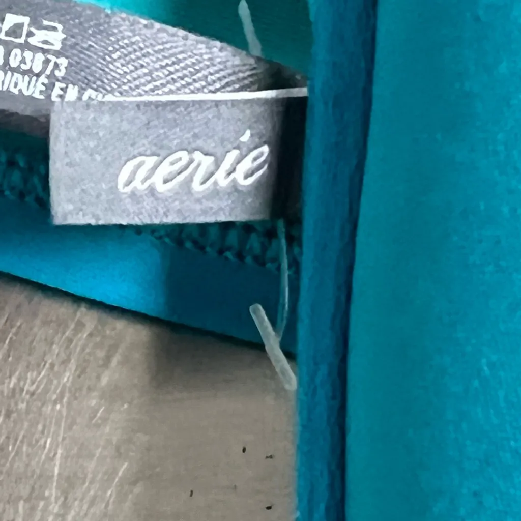 Aerie Blue 36D Brooke Racer Back Front Closure Padded Bra - EUC - Image 5