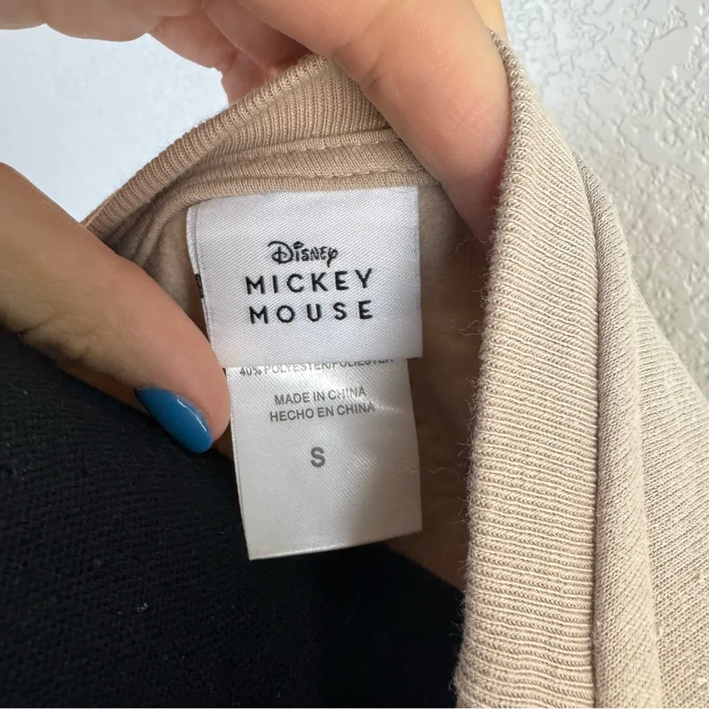 Disney  Mickey Mouse Crewneck Crop Sweatshirt Pink‎ Graphic Comfy Pullover - Image 4