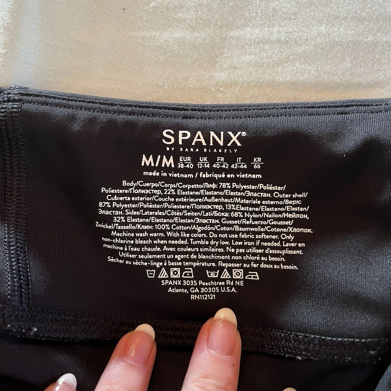SPANX Women's The Get Moving Short 5" Double Layer Athletic Shorts Black Medium - Image 7