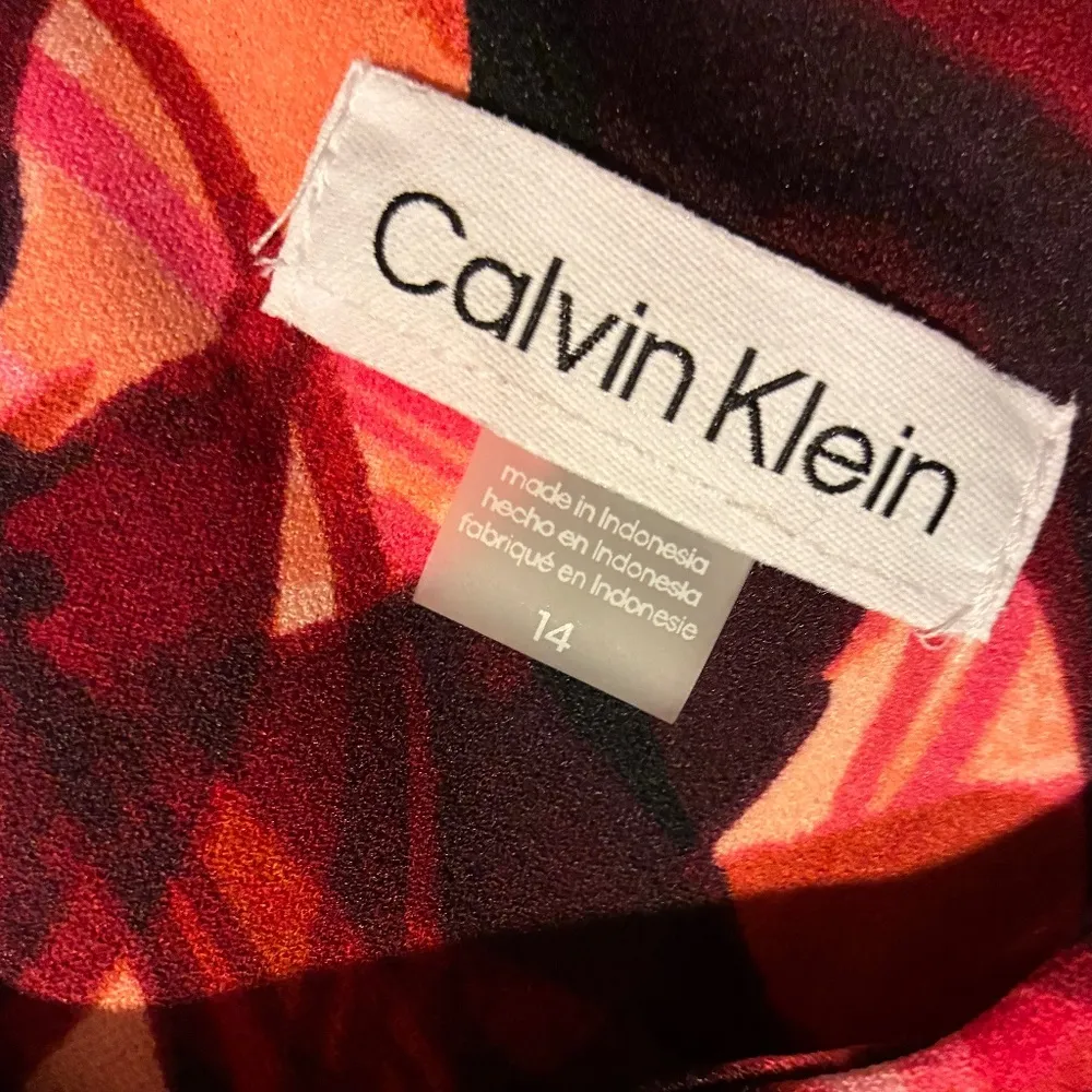 Calvin Klein Floral Print Pencil Dress - Image 12