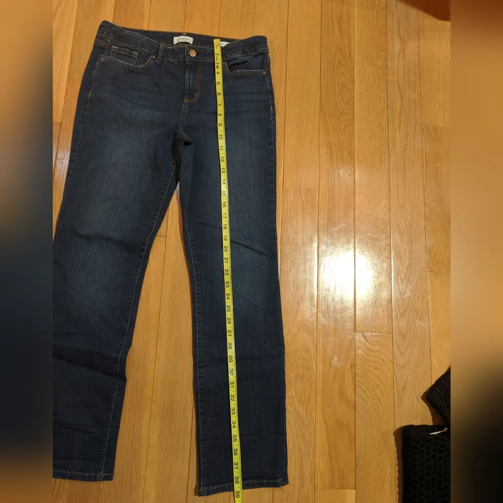 Jessica Simpson Mid Rise Straight Cuff Darkwash Jeans Womens Size 10/30 - Image 3