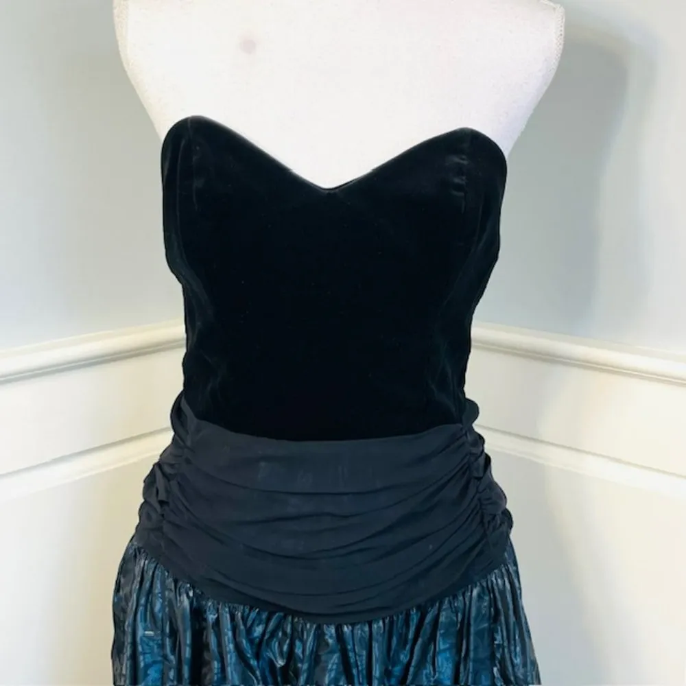 Laura Ashley Vintage Formal Evening Gown Velvet & Taffeta Small/Medium - Image 2